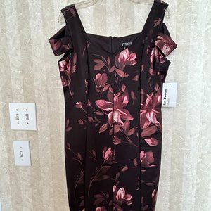 BLACK Lovely Floral Slim Dress with Drop Sleeve Size 14.